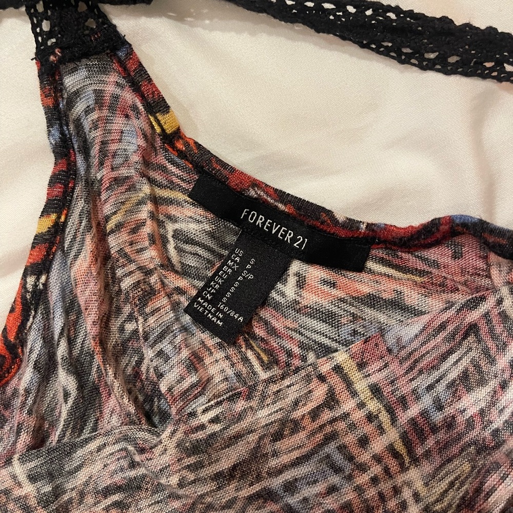 Forever 21 Patterned Flowy Tank - Picture 5 of 5